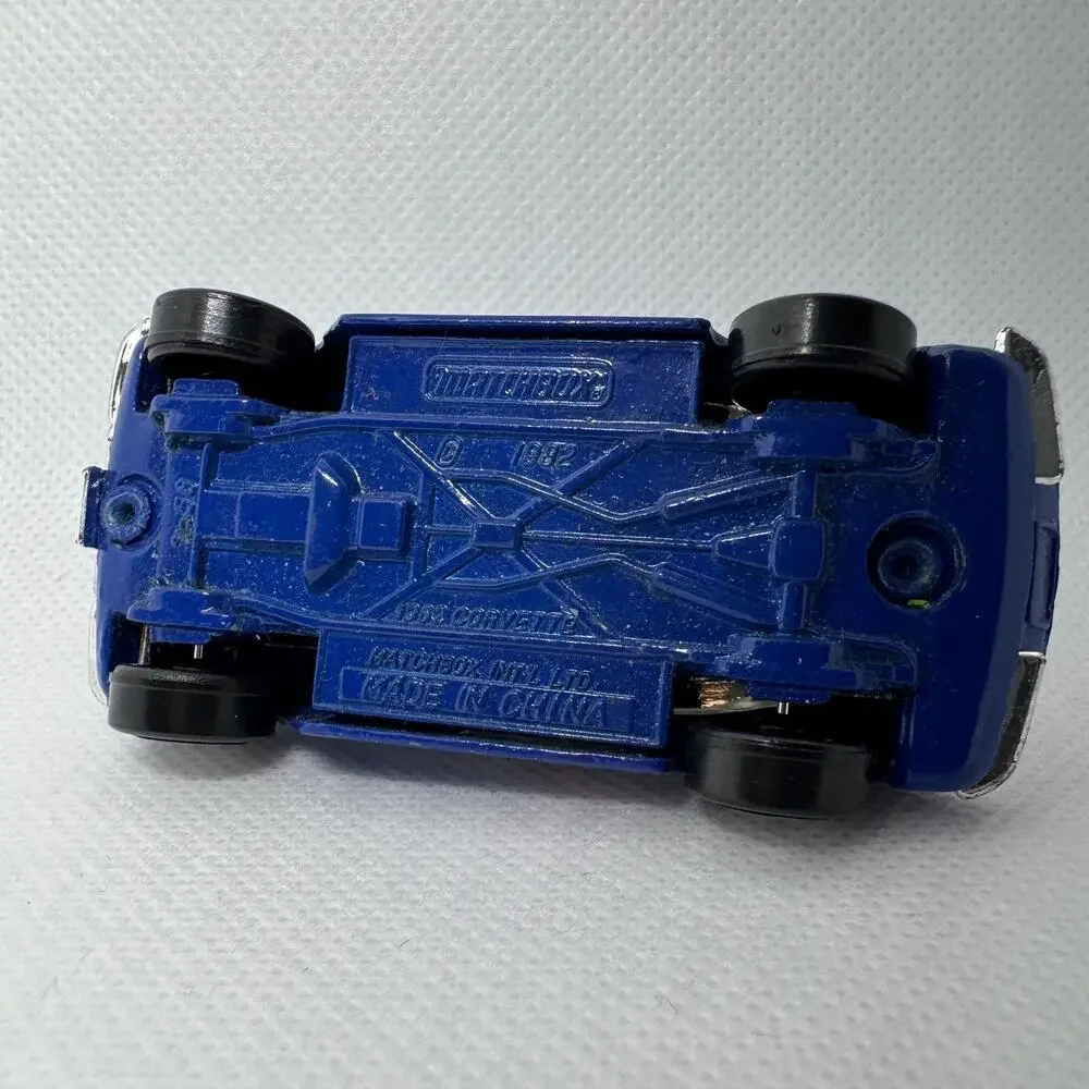 1982 Matchbox 1962 Metallic Blue W Pink Design Corvette Made In Thailand